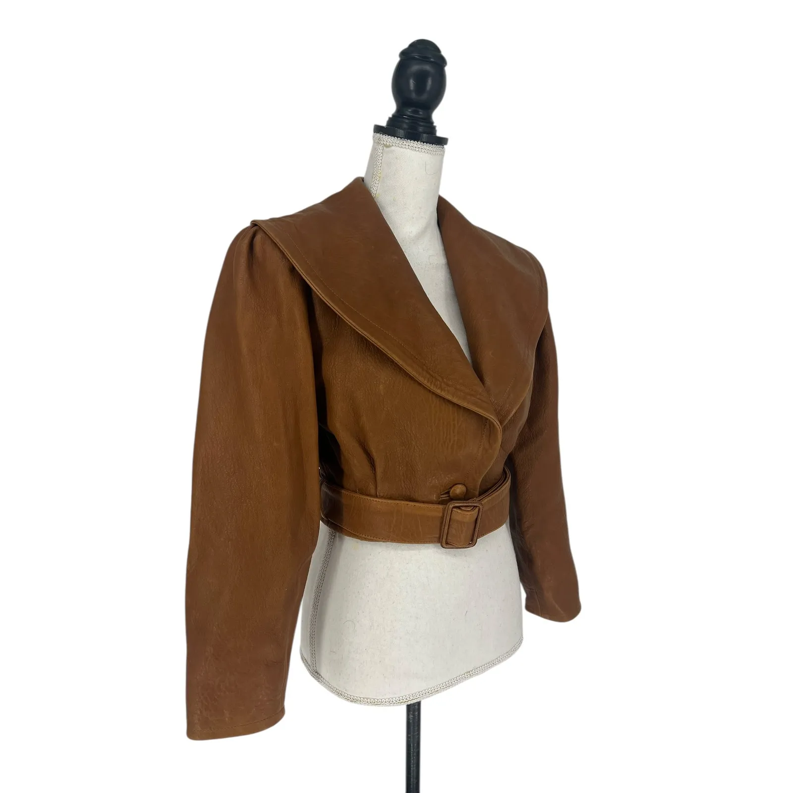 FRAME Cropped Pebbled Leather Belted Jacket - Image 8