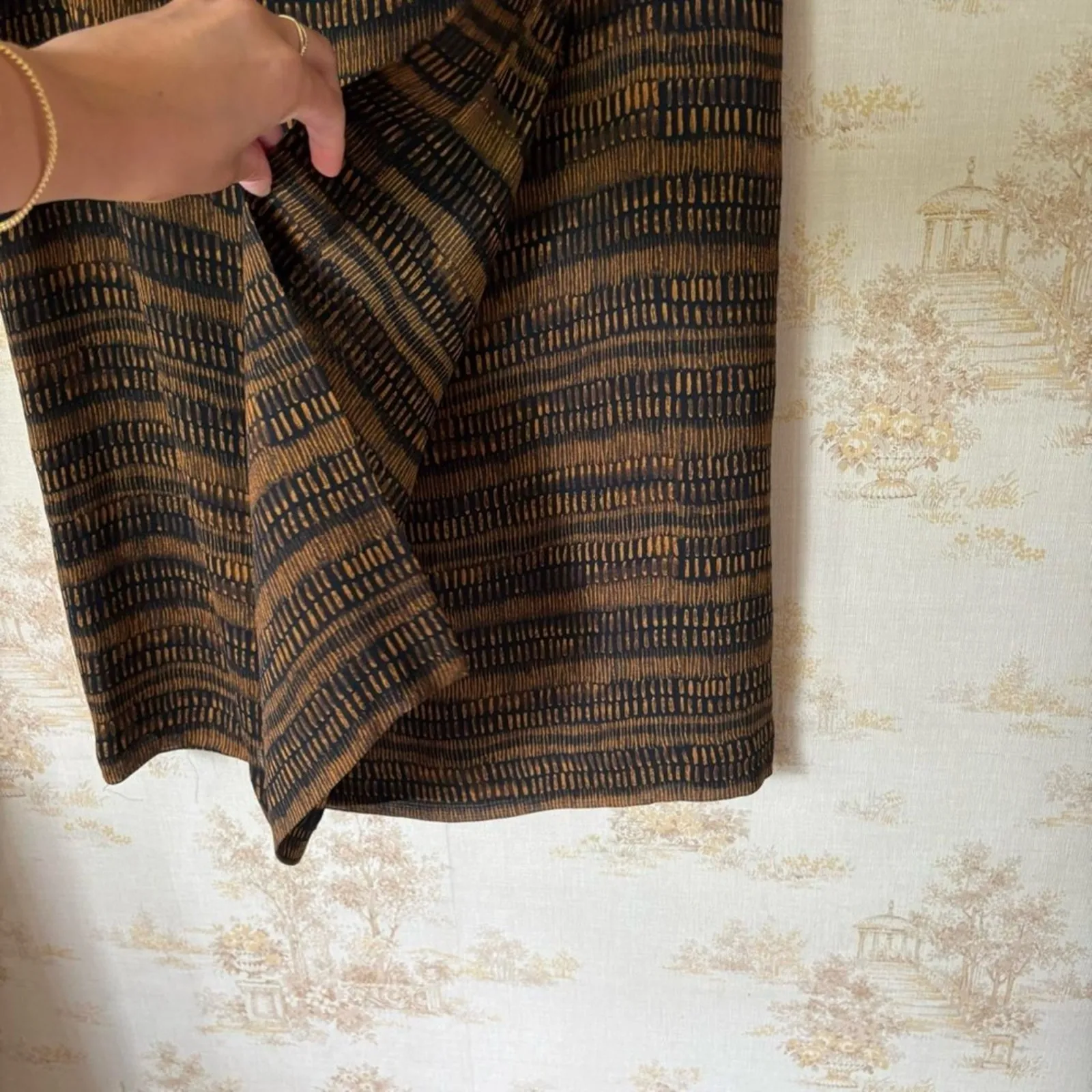 Vintage 90s Jones New York brown and gold boho print silk midi skirt 10 Black - Image 3