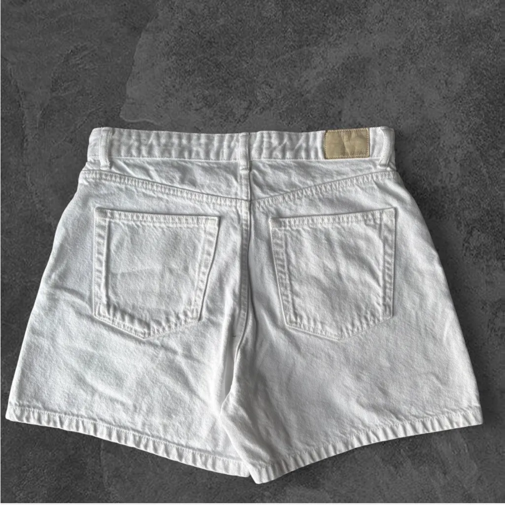 Pull&Bear White Jean Shorts Size 10 - Image 2