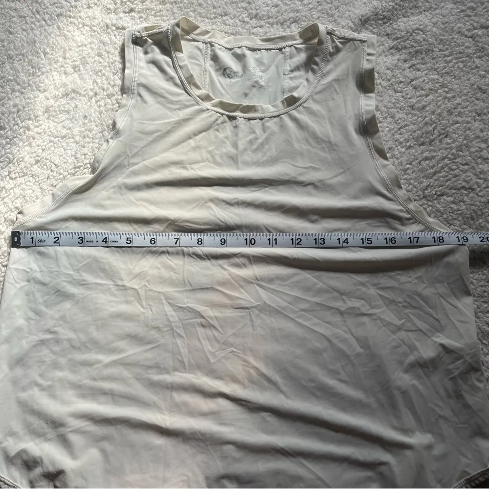 Zyia  Active White High Neck Open Back with Split Mesh Active Tank Size Medium M. - Image 10