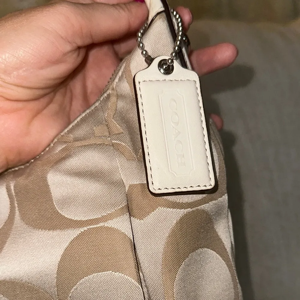 Coach hobo bag - Image 8