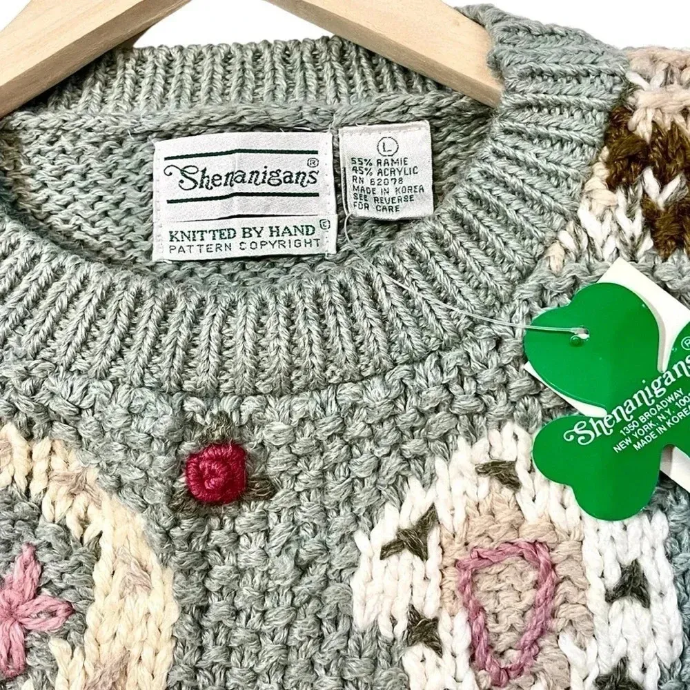 NWT Vintage Shenanigans Hand Knitted Floral Cottage Core Grandma Sweater Green Size L - Image 2