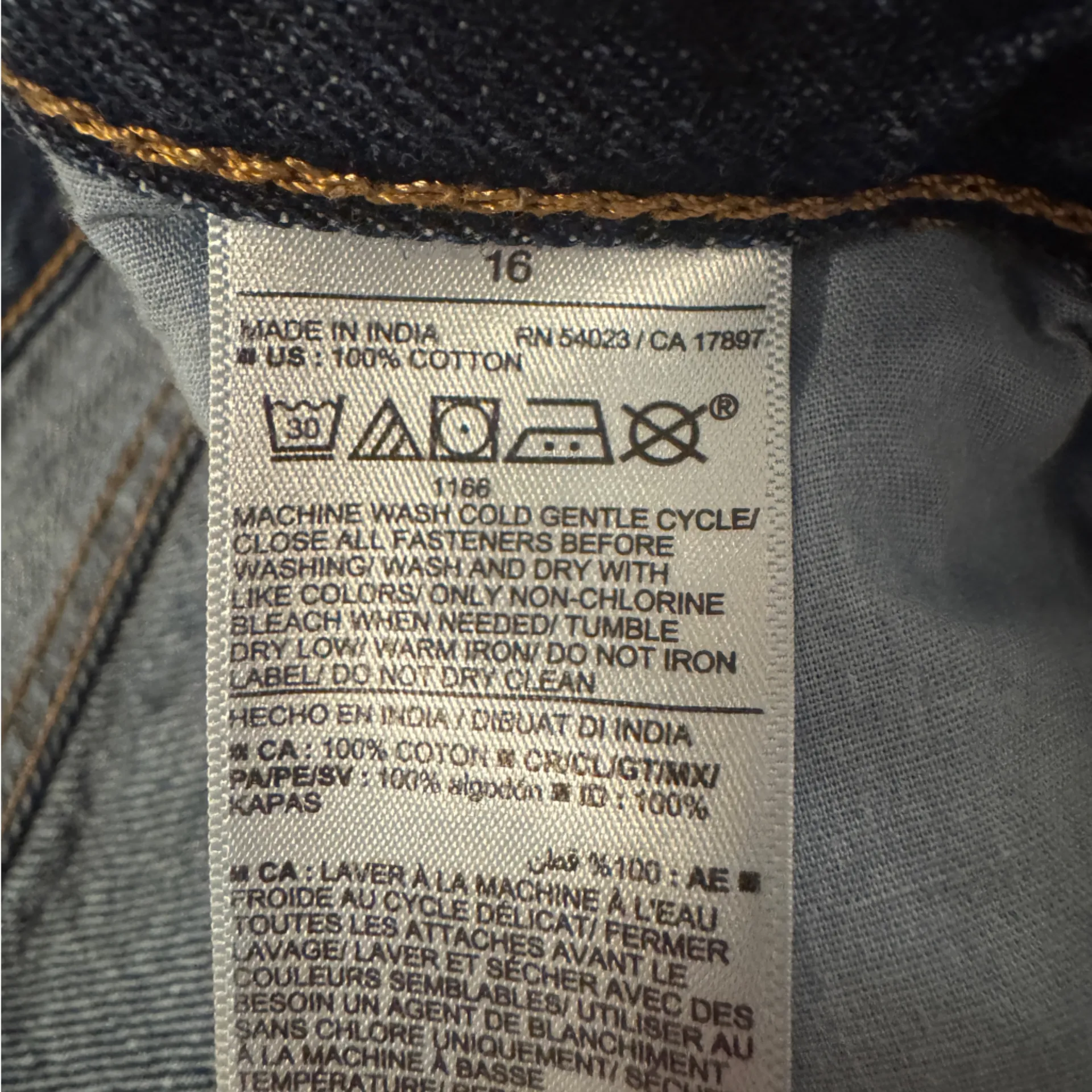 Old Navy High-Rise Slouchy Taper Jeans - Image 4