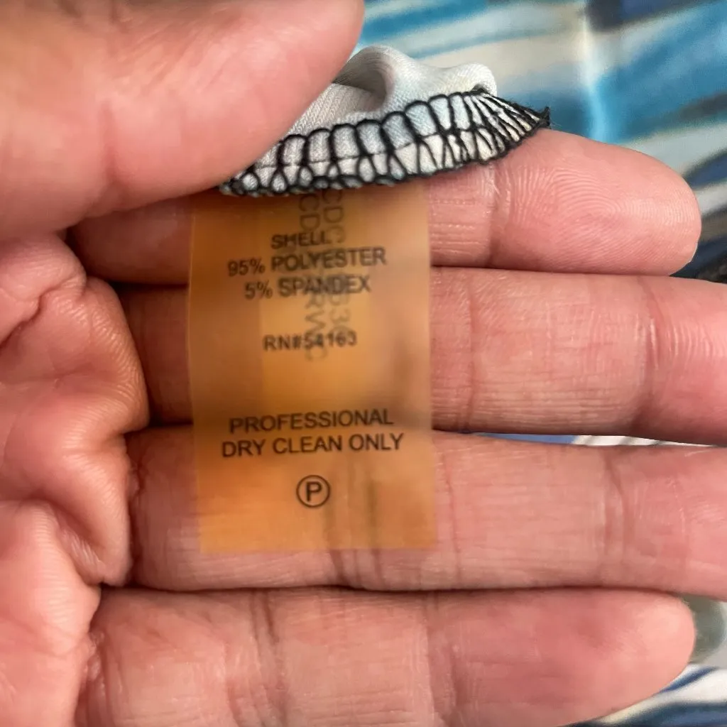 Women's Multi Colored Geometrical Faux-Wrap Dress Size 6/8 - Image 9