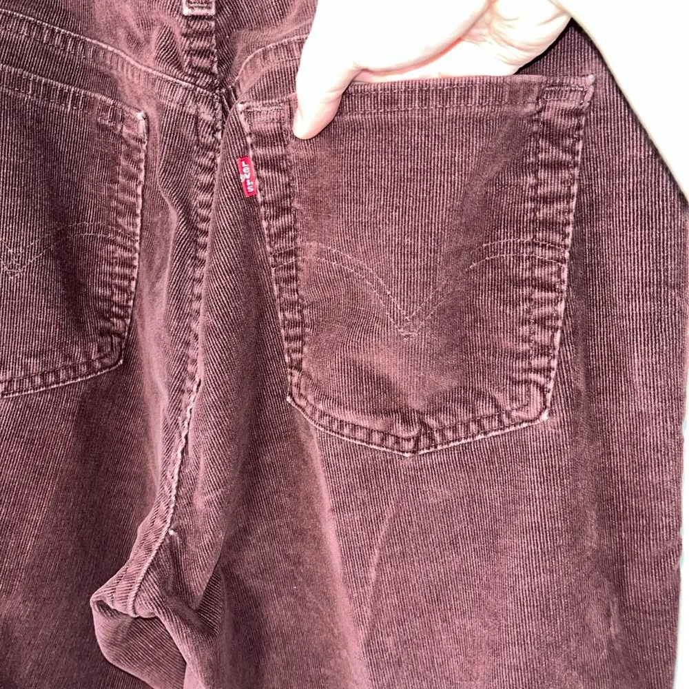 Levi’s 550 Relaxed Fit Tapered Legs Maroon Corduroy Vintage Rare Pants Sz 16 - Image 9
