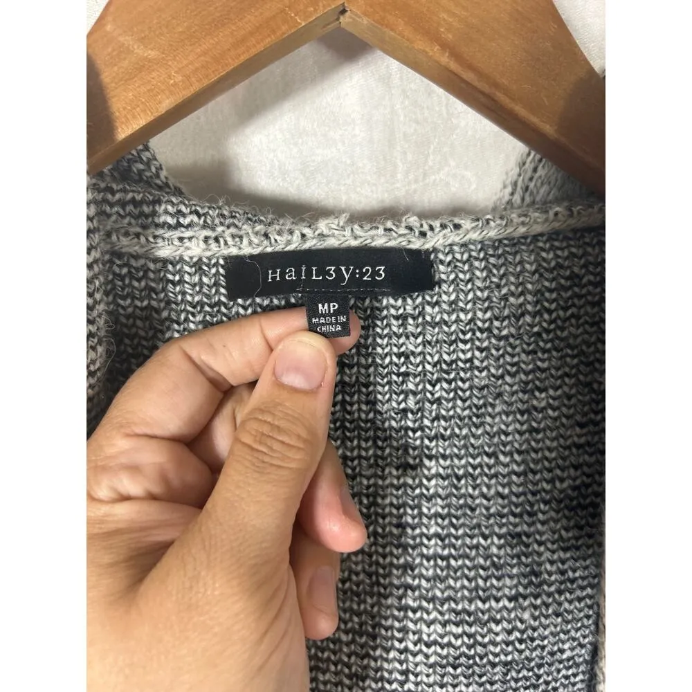 Hail3y:23 Cardigan Sweater Medium PETITE Gray Hooded Applique Embroidered Pocket Size undefined - Image 10