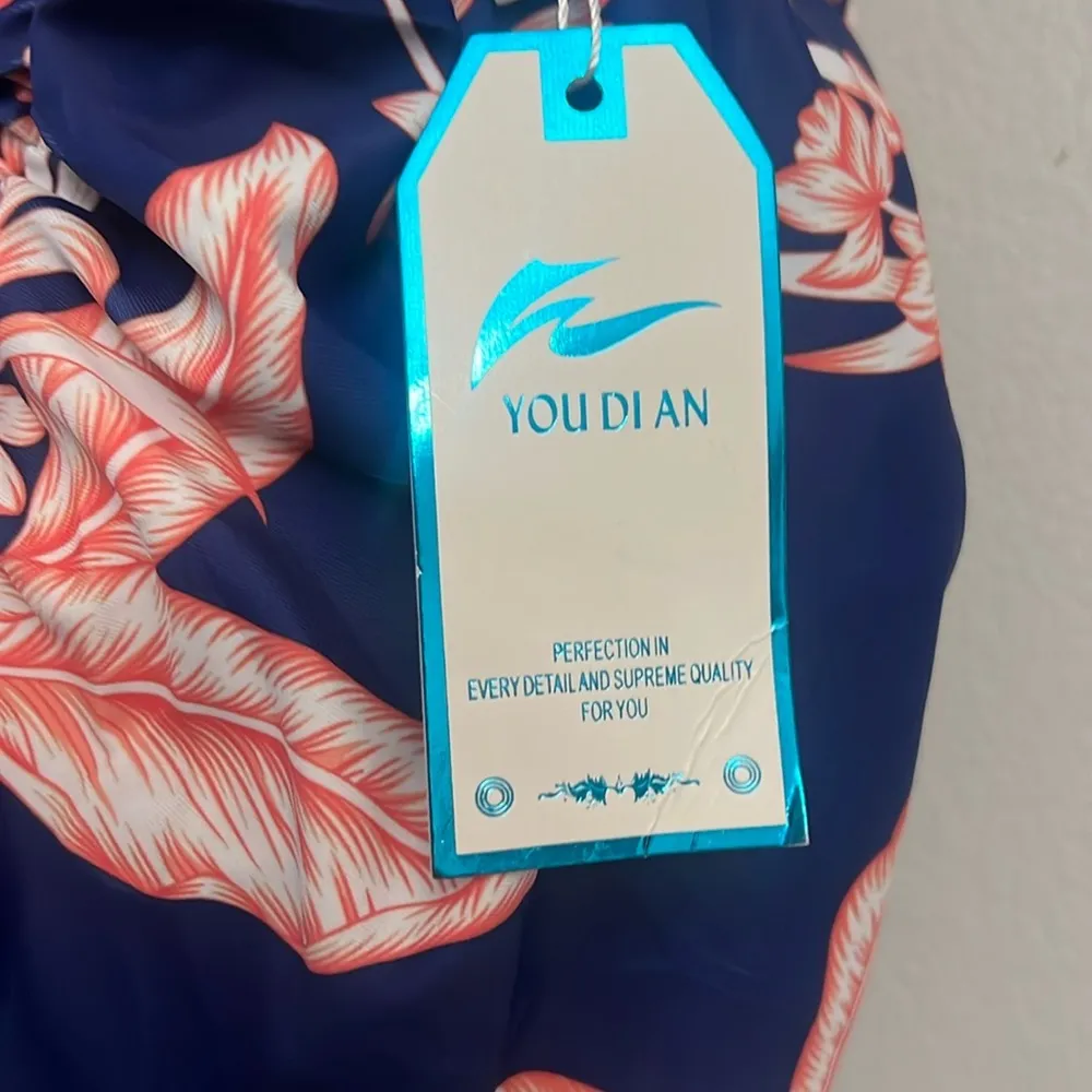 New 4X Floral Print Swimsuit Features criss - Image 9