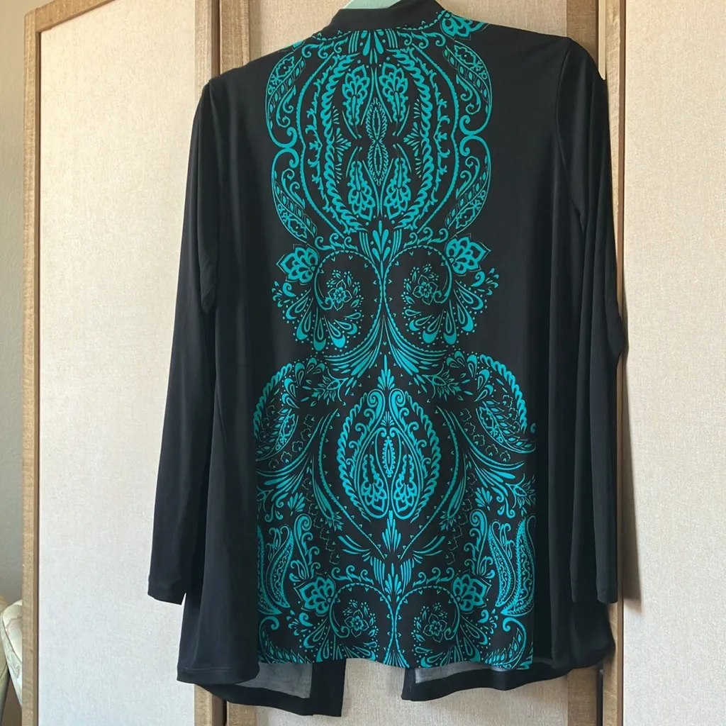 FINAL MARKDOWN Susan graver Black Open Front Cardigan Teal Patterned back medium - Image 6