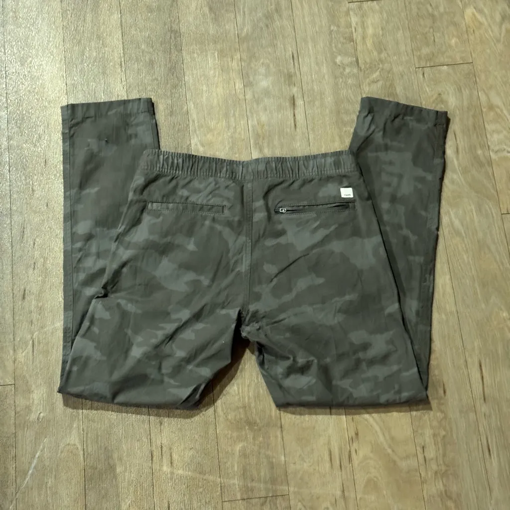 Vuori Ripstop Pants Camouflage Pattern Size Medium - Image 2