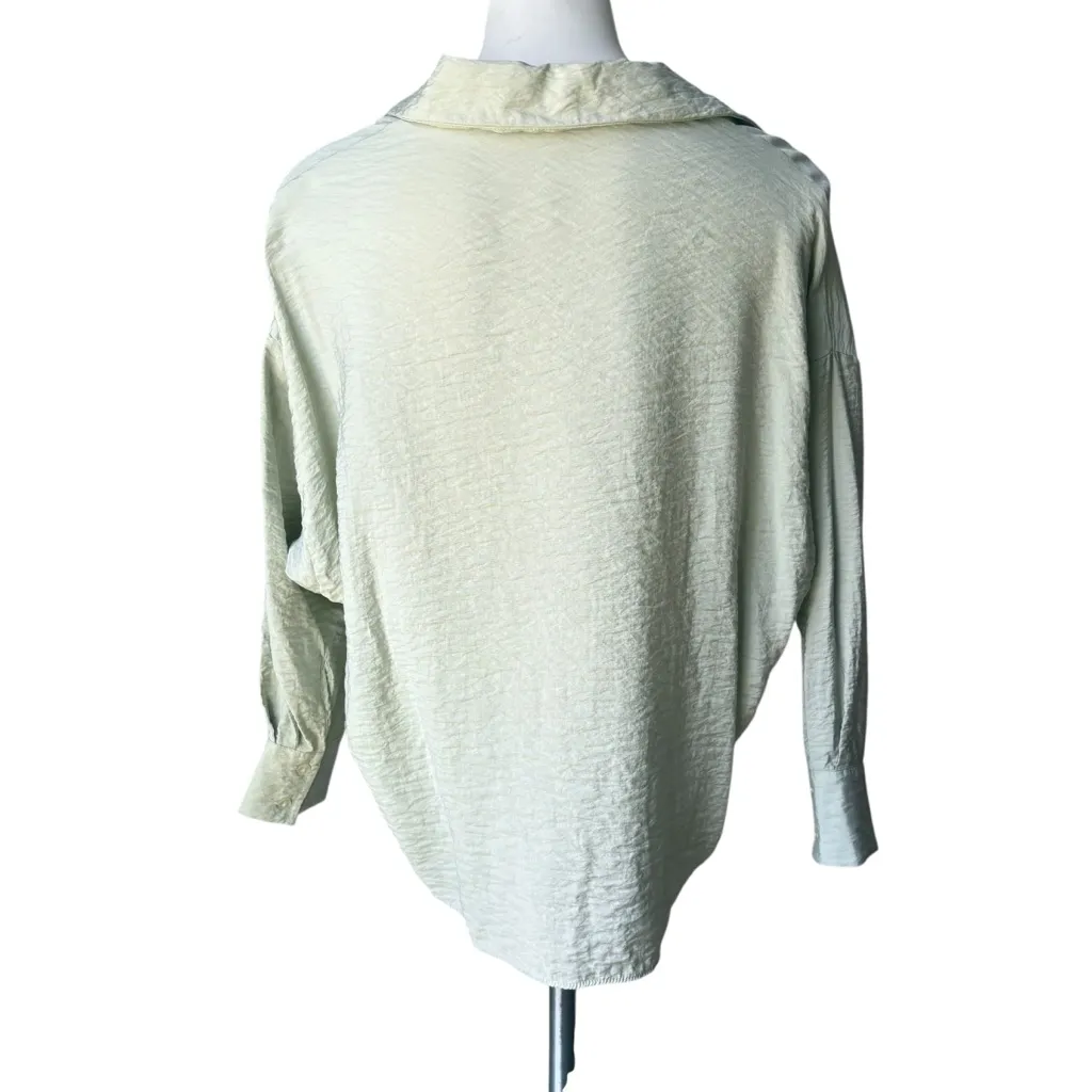 Anthropology The Dylon Long-Sleeve Wide-Placket Top in Moss (light green), Sz XS - Image 3