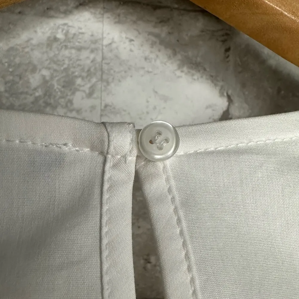 Marled Reunited Clothing White Bell Sleeve Boxy Blouse Size Small - Image 7