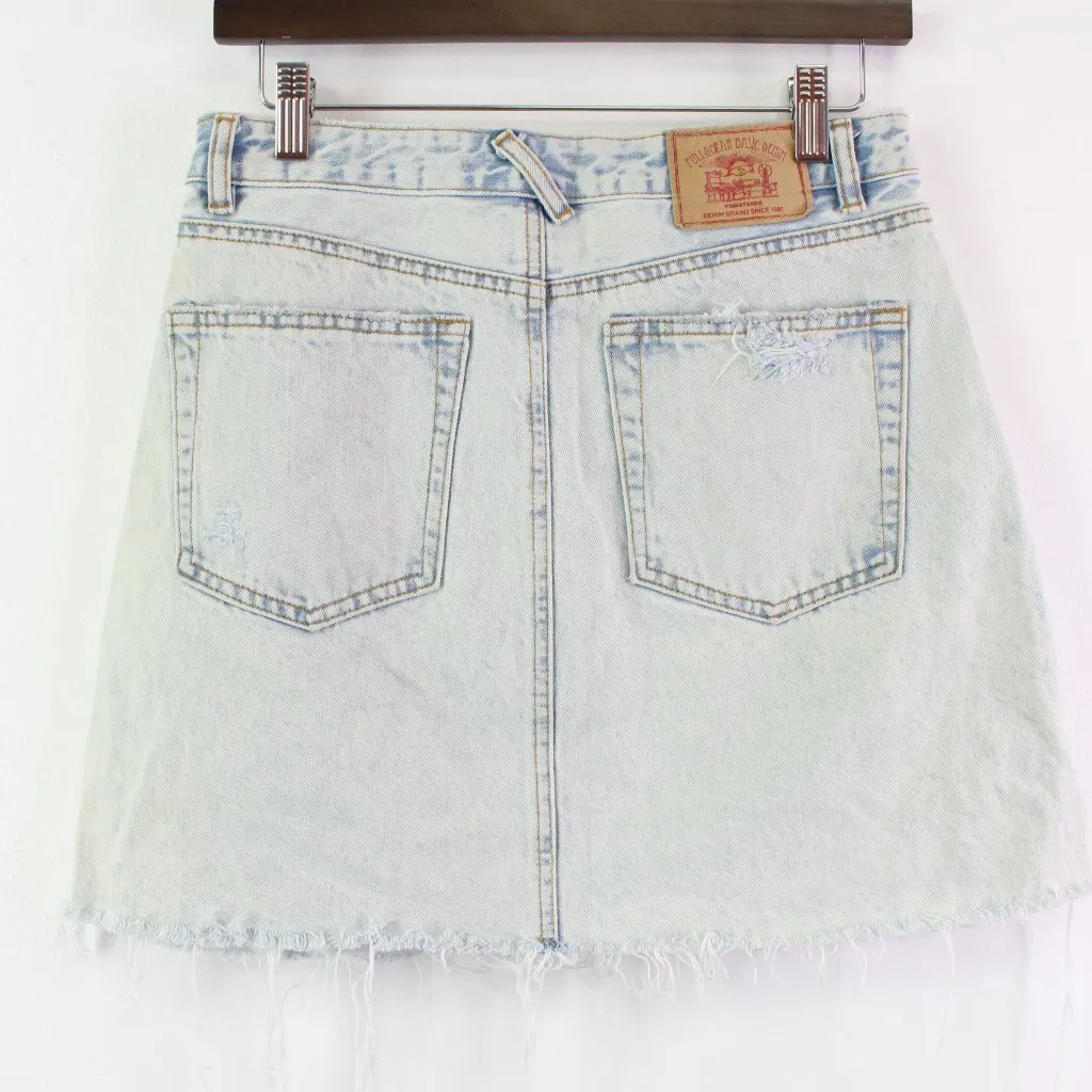 Pull‎ & Bear Light Wash Raw Hem Mini Jean Skirt Size M Blue Size M - Image 5