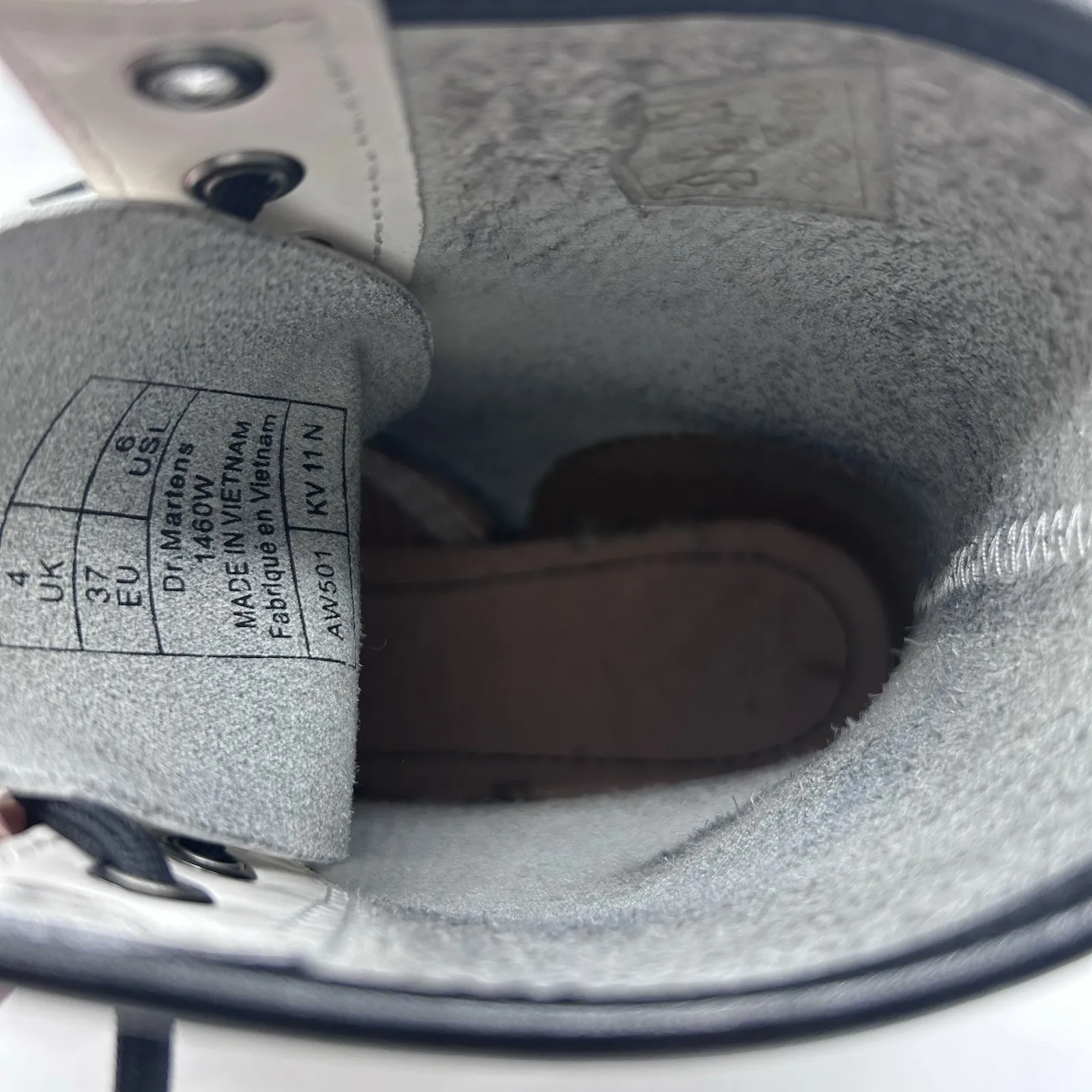 Dr Martens Boots Womens 6 White Patent Leather Combat Lace Up Doc AirWair‎ 1460W - Image 8