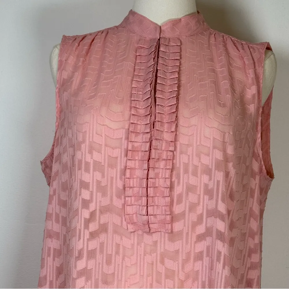 Ann Taylor Sleeveless V-Neck Sheer Pink Blouse Women’s Size Medium - Image 6