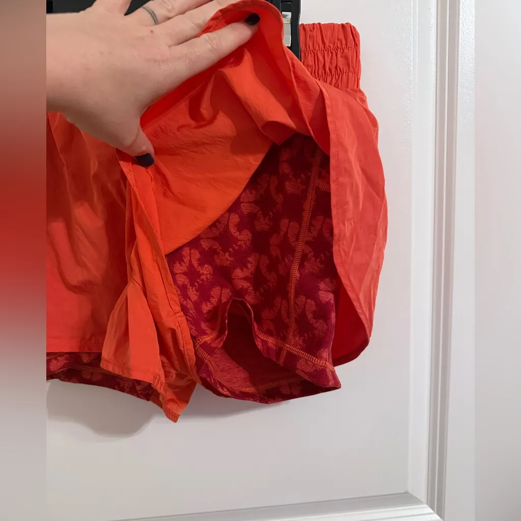 Offline by Aerie The Hugger Shorts Medium - Image 2