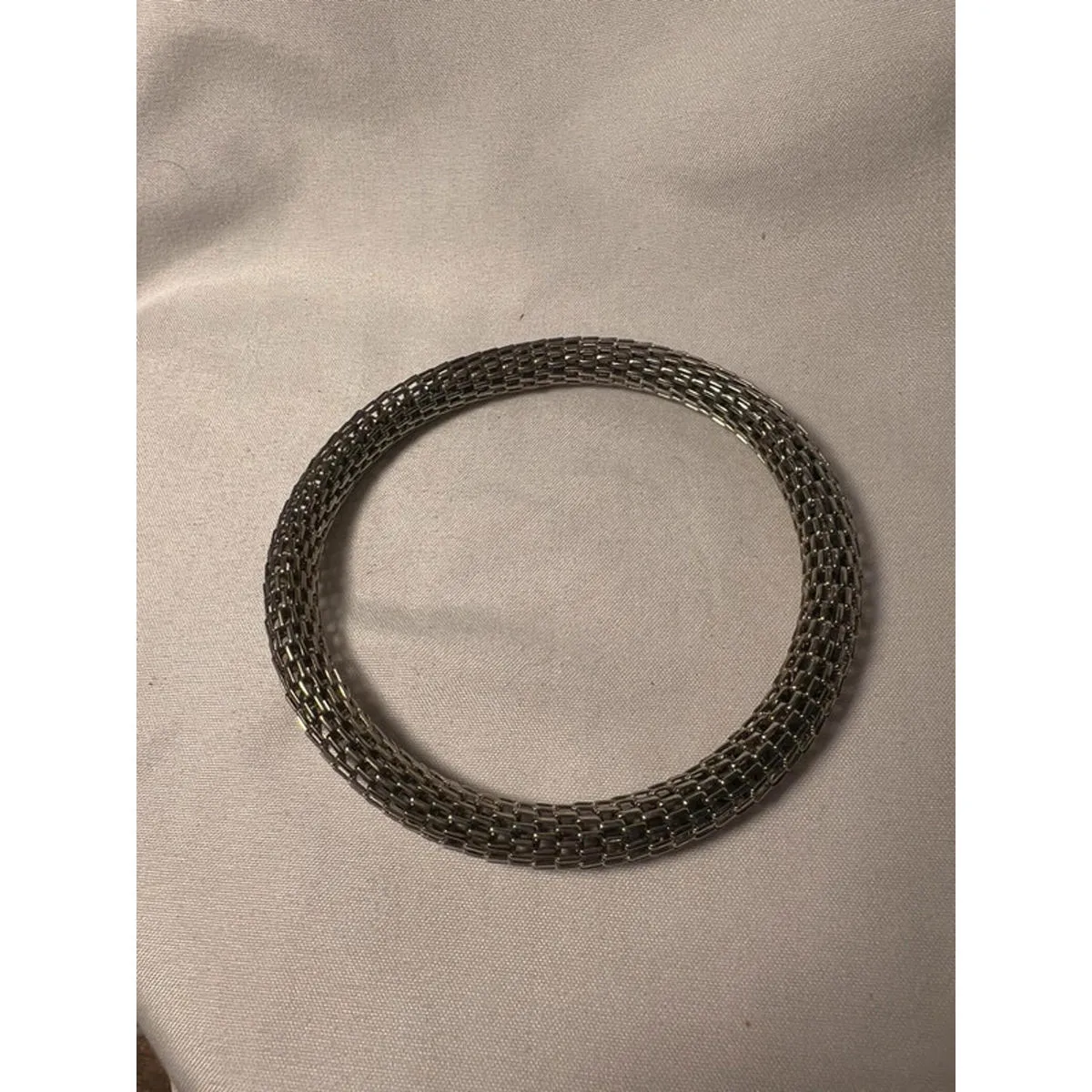 Vintage Silver toned classy mesh chain bracelet - Image 2