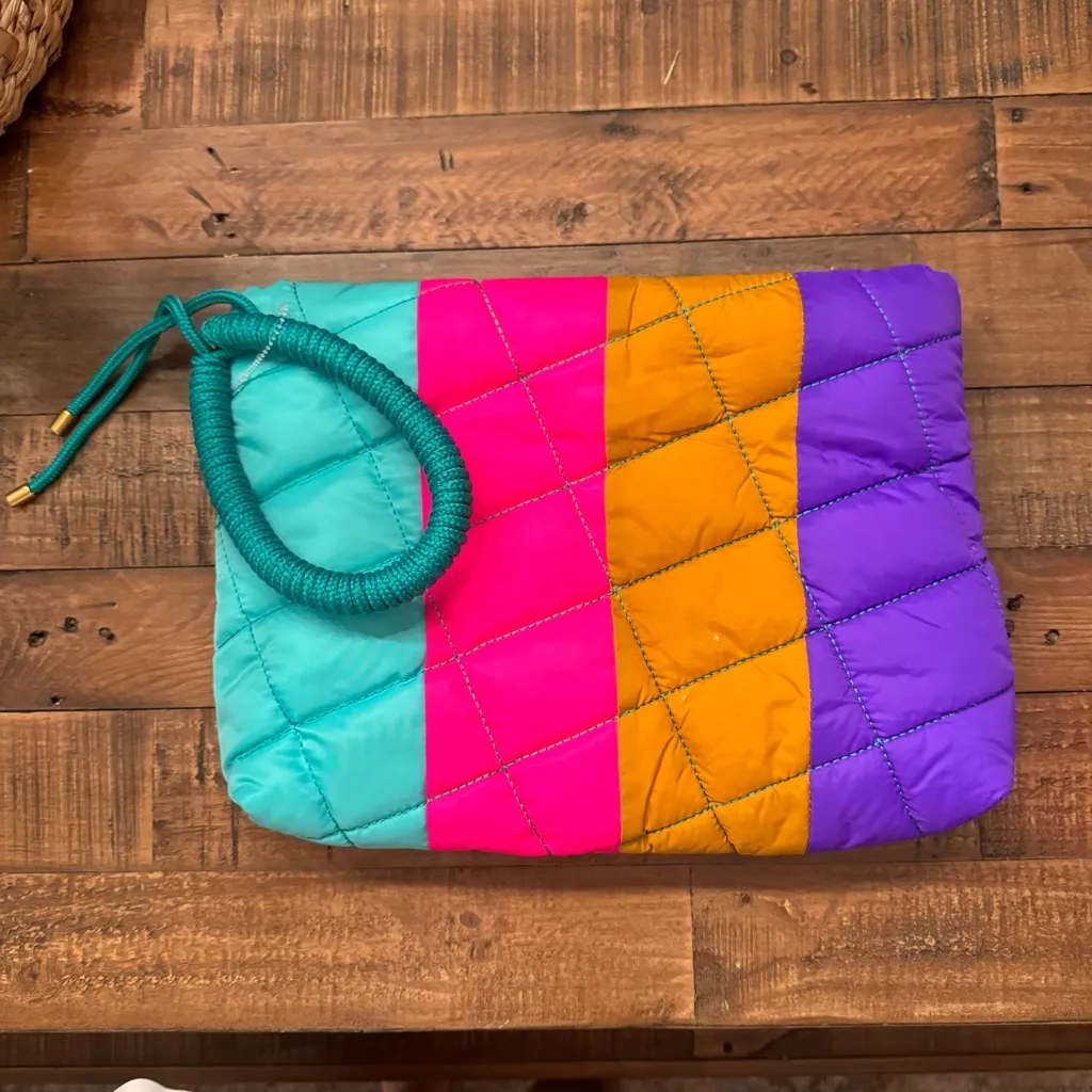 ESSENTIAL ANTWERP Puffer Clutch‎ Pink - Image 2