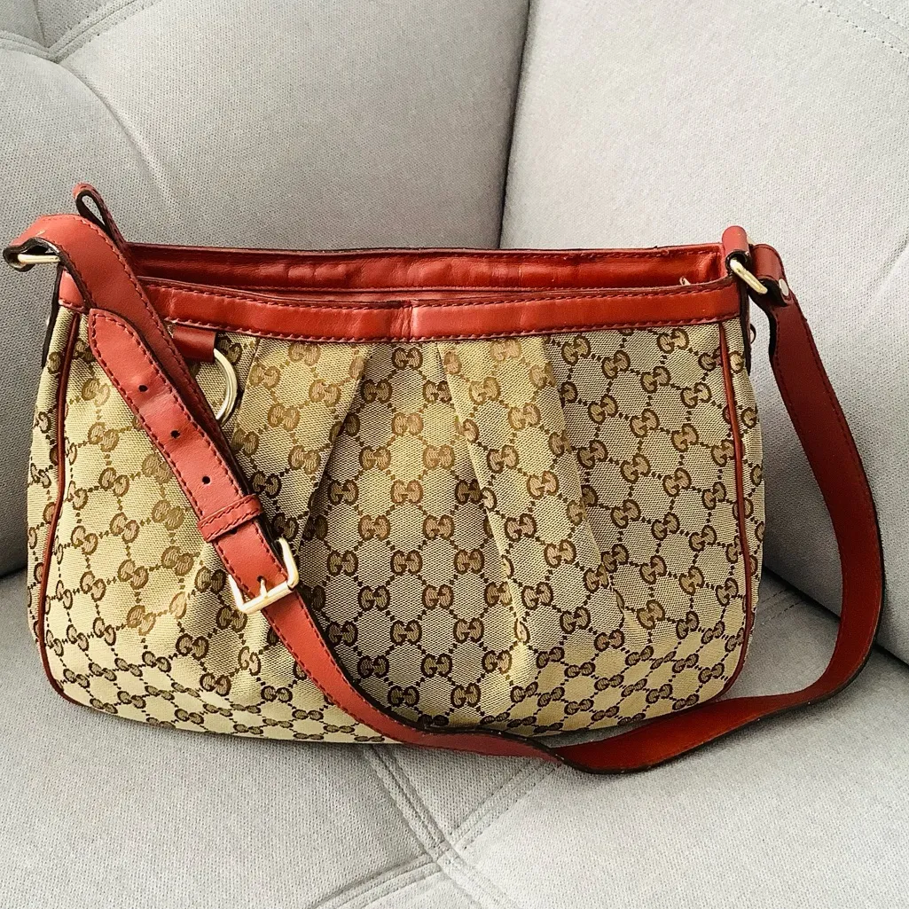 Authentic GUCCI canvas shoulder bag 🔥🔥 - Image 6