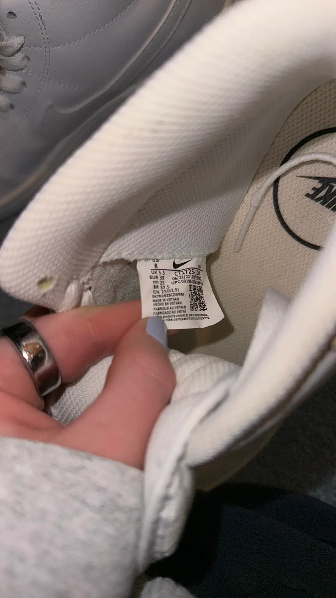 Court Royal 2 Mid - Image 8