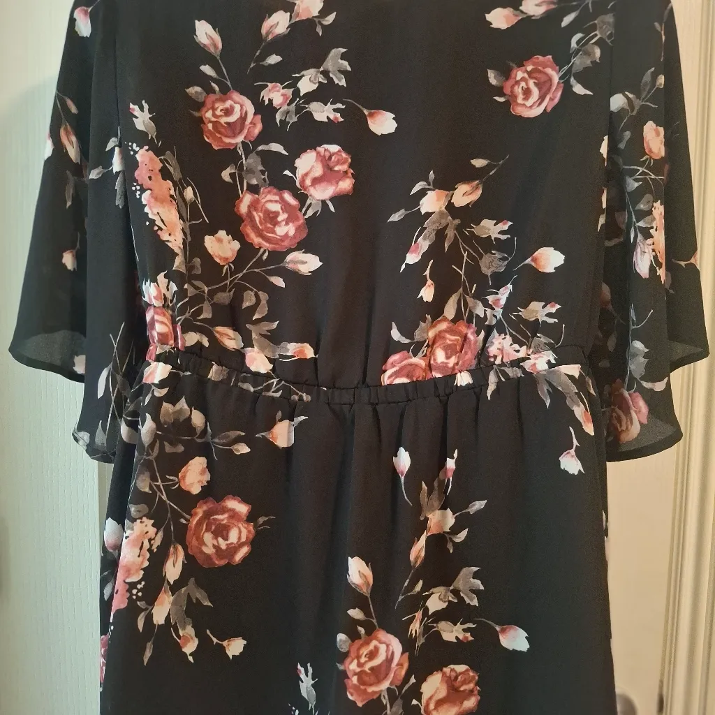 Torrid Sz 2 Floral Black Tunic Top - Image 11