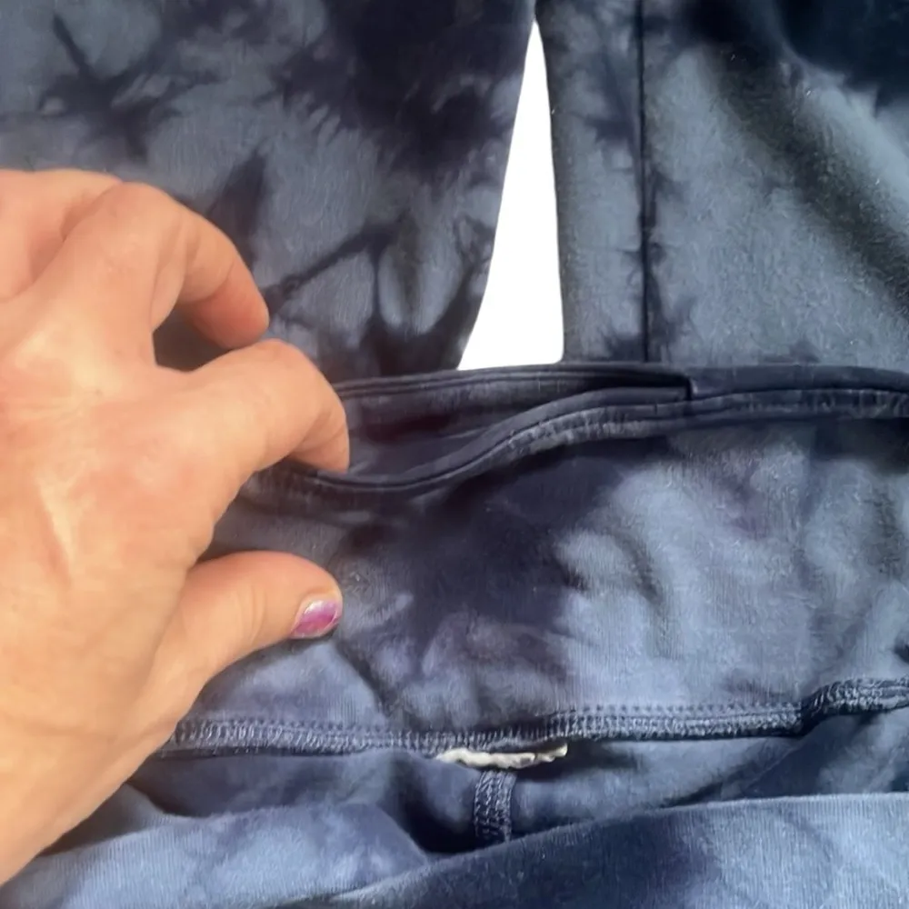 PINK VICTORIAS SECRET TIE DYE BLUE CRISS CROSS FRONT - Image 3