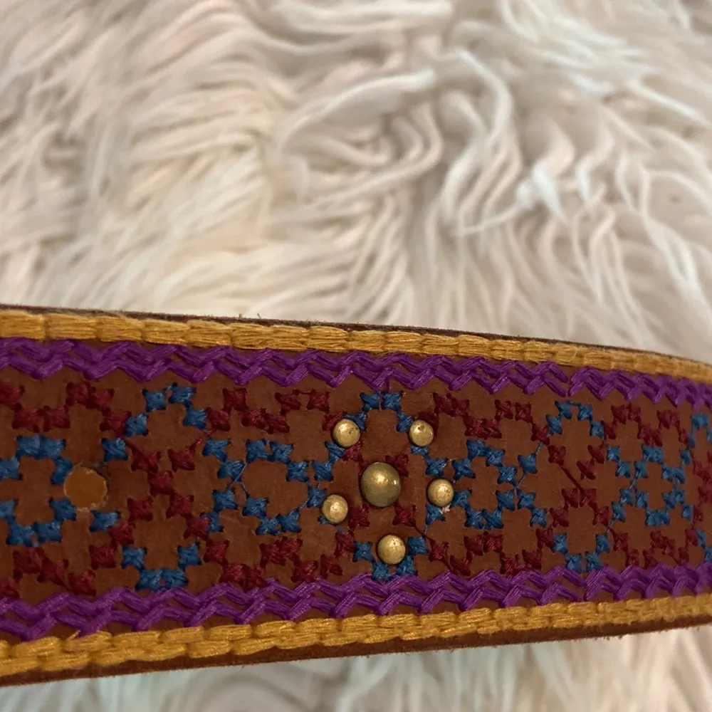 Lucky Brand Brown and Purple Embroidered Belt size S (30) excellent condition - Image 7