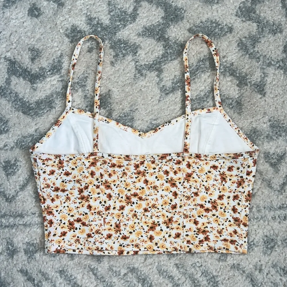 Garage Cropped Floral Cami - Image 2