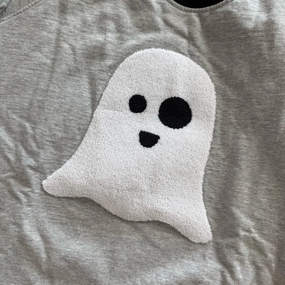 Monica & Andy NWOT Gray Ghost Embroidered Sweatshirt Size L - Image 2