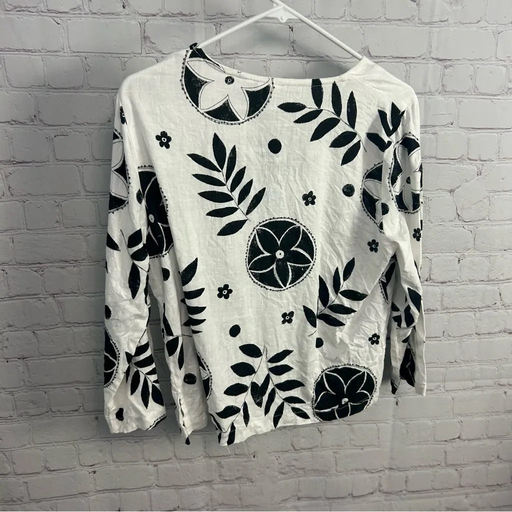 Hot Cotton by Marc Ware V neck USA made linen vintage grannycore artsy top Small White - Image 5