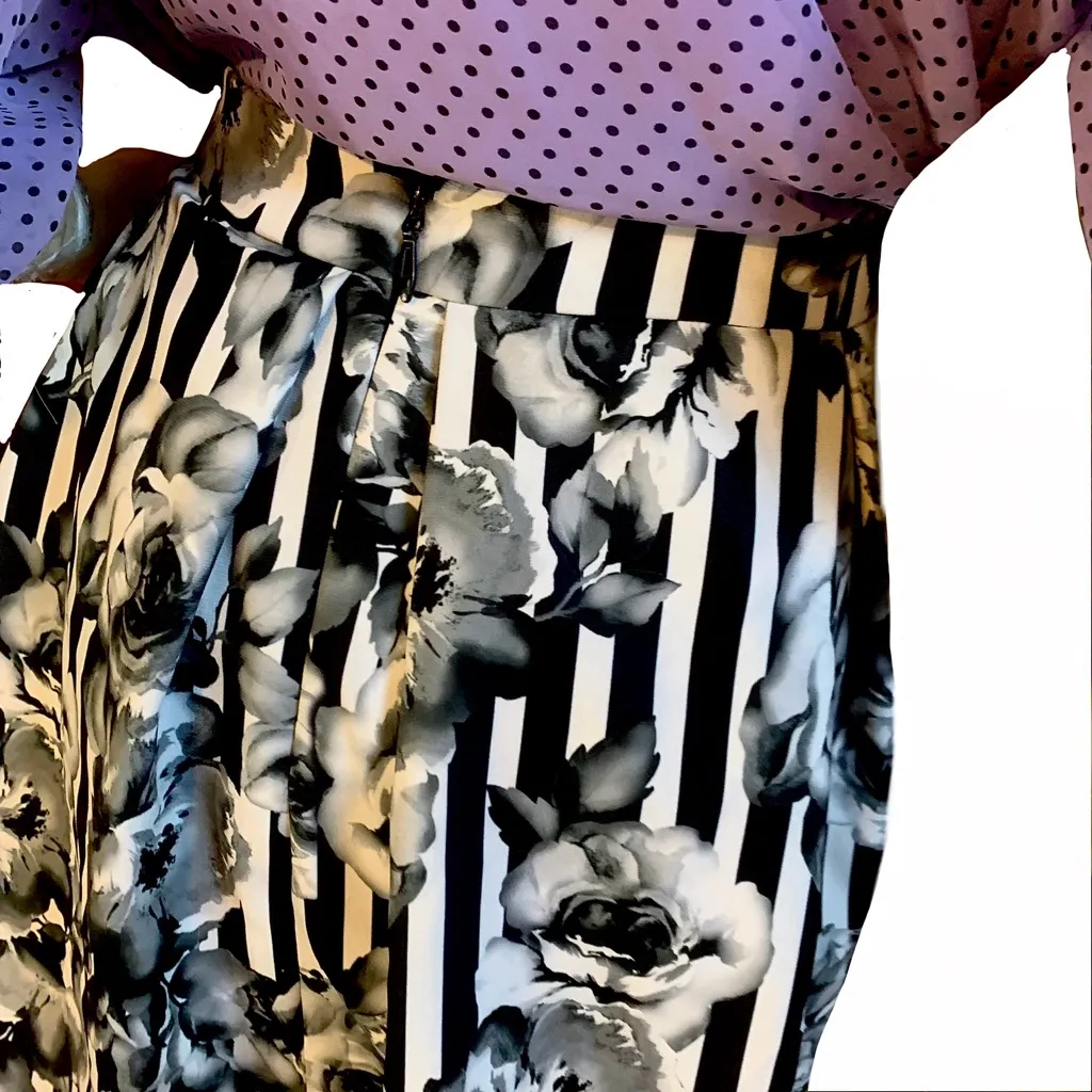 CITY CHIC BLACK, GRAY & WHITE FLORAL AND STRIPED PRINT FULL SKATER SKIRT (20) - Image 7