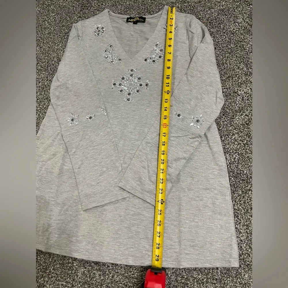 New Joan Boyce Gray V - Image 6