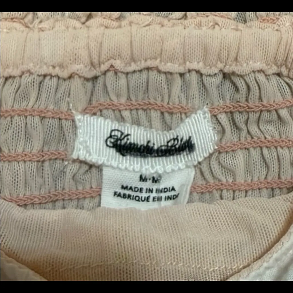 Kimchi Blue  Liliana Ruffle Top. Size medium - Image 5