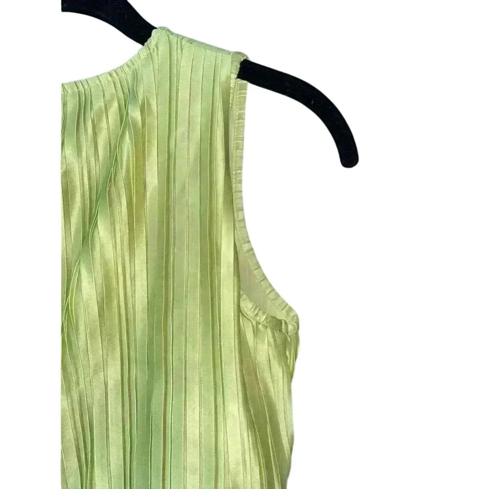 Soprano Green Pleated Sleeveless Top Blouse V Neck Elastic Waist‎ - Image 2
