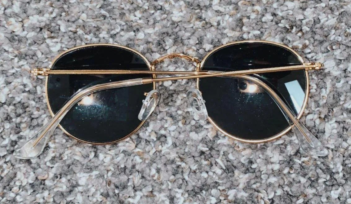 Ray-Ban With Case - Image 2