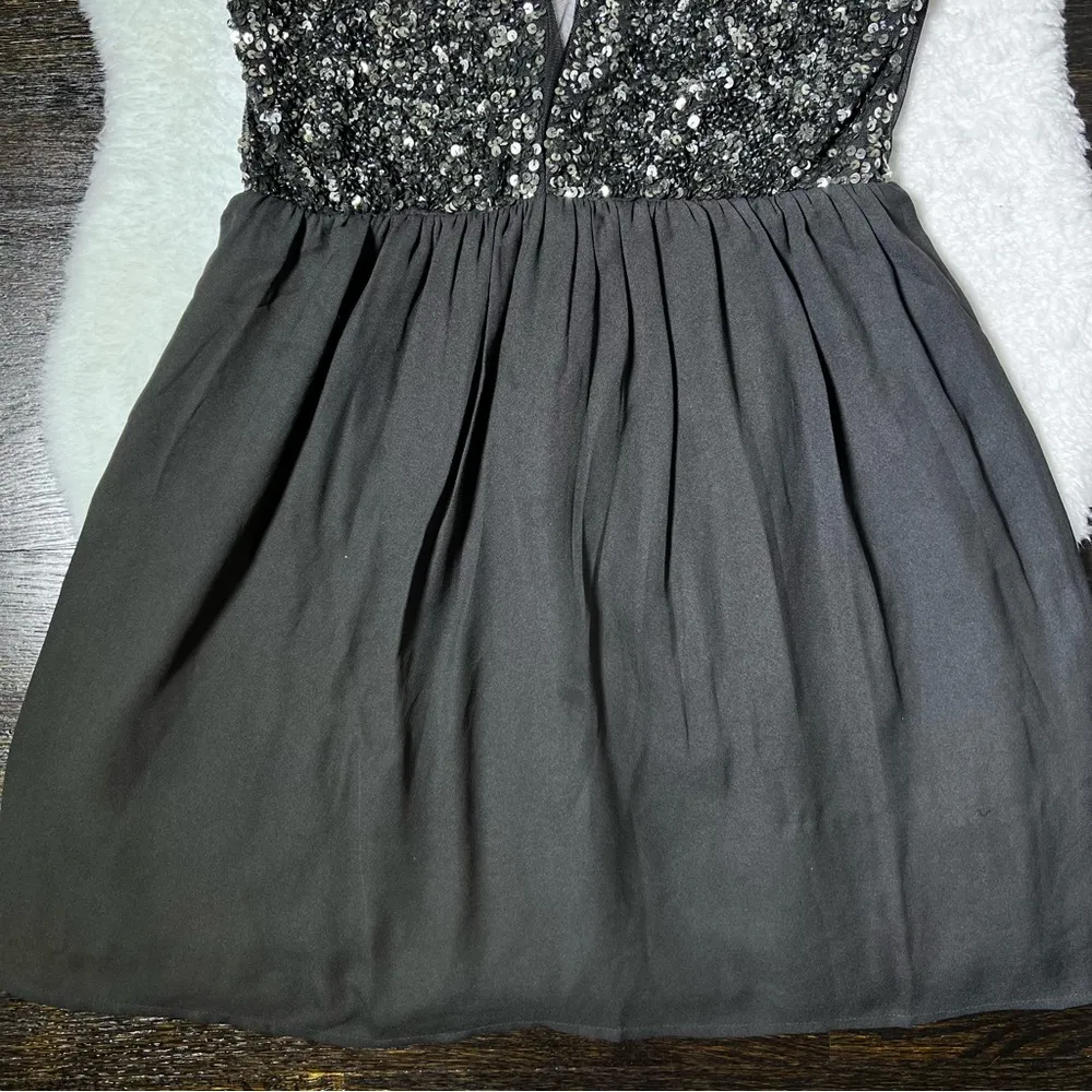 Forever 21 Black Sequin and Mesh Cocktail Dress - Image 4