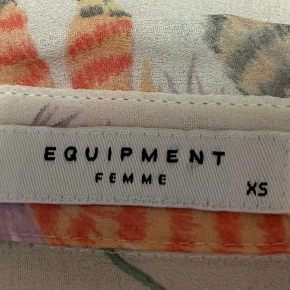 Equipment Multicolor Silk Satin Feather Long Sleeve Button Down Shirt Top Sz XS - Image 4