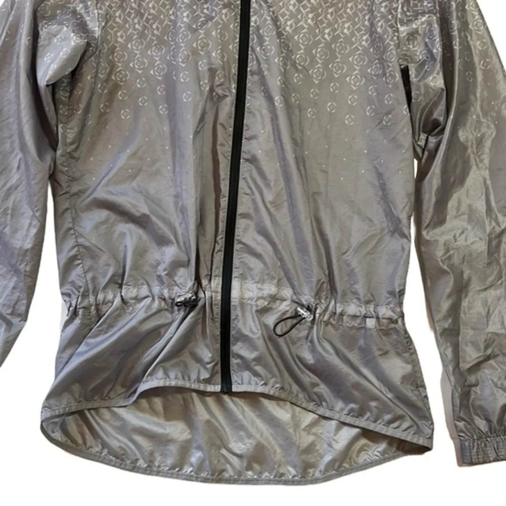 Helly Hensen X-Cool Aspire Gray Running Lightweight Windbreaker Jacket - Image 2