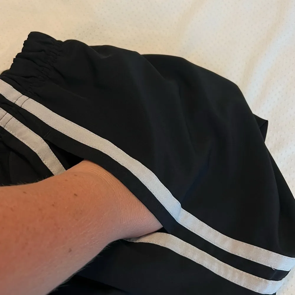 Oleg Cassini Sport Stretch Black Track Pants Women’s Size Large White Stripes - Image 8