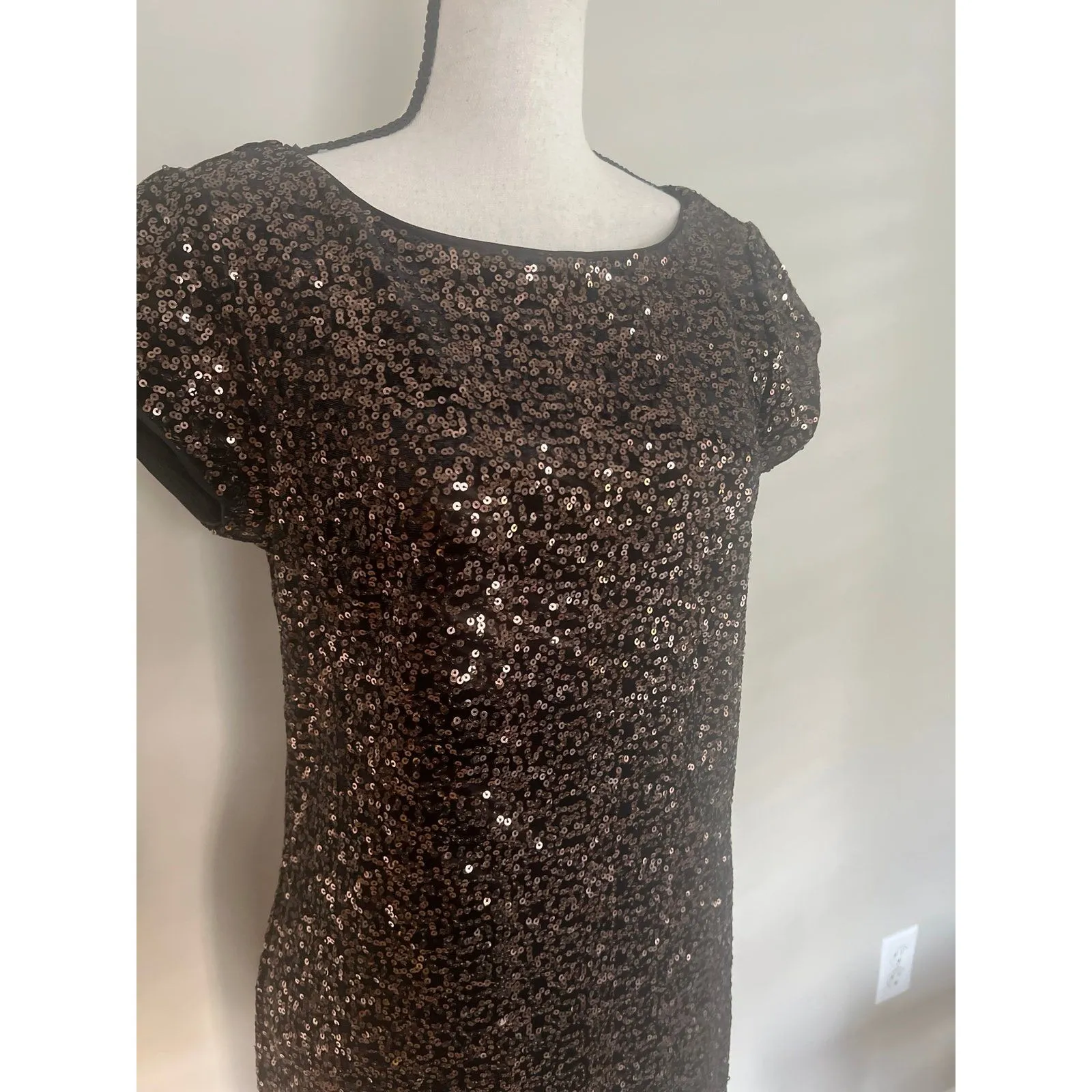 Eliza J Dress Women’s 6 Black Gold Sheath Mini Velvet Sequins Cap Sleeves - Image 3