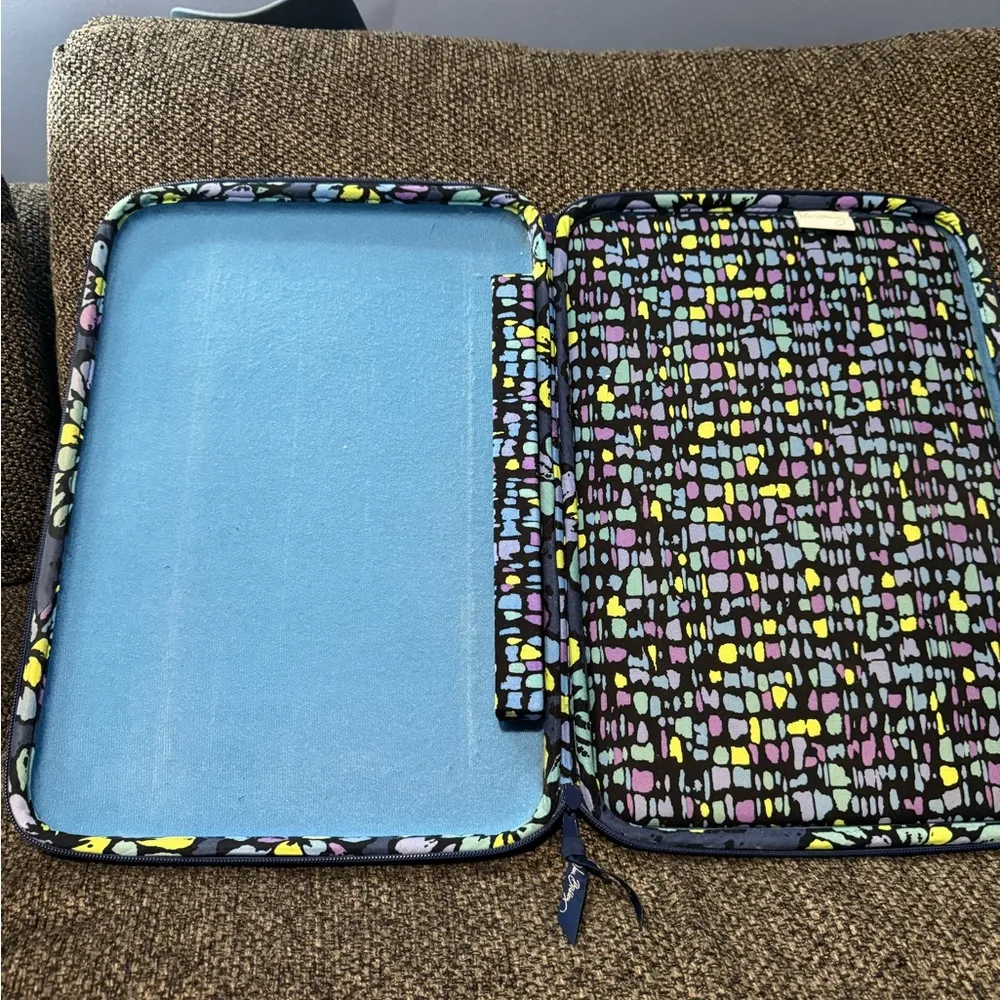 EUC | Vera Bradley | Indigo Pop Laptop Bag - Image 4