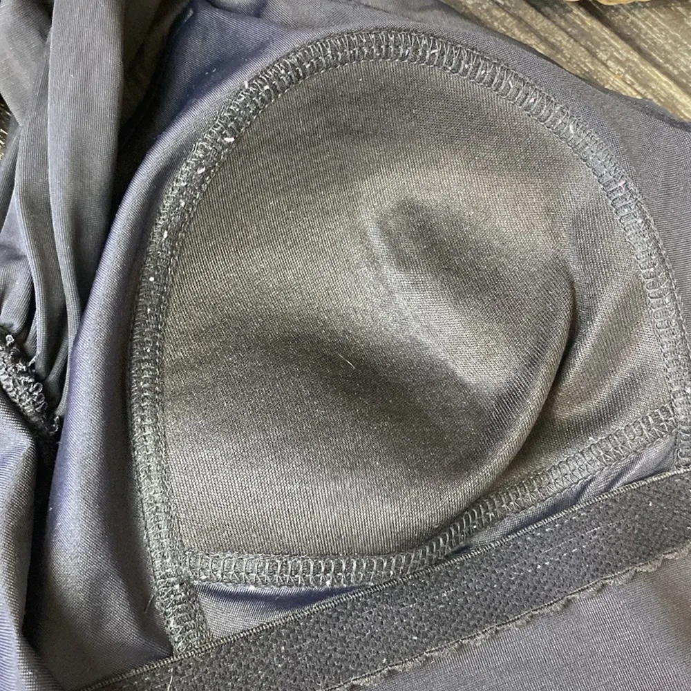 Land’s End Black Ruched 1 Piece Swim Bathing Suit 14 - Image 4