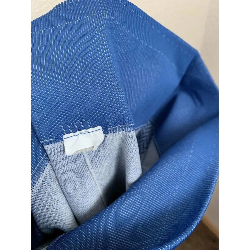 Fabletics High Waisted Seamless Check Legging - Image 4