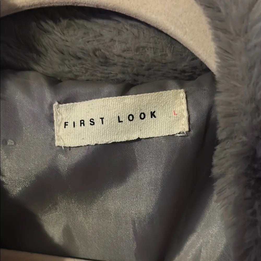 Lavender Faux Fur Vest Gray Size L - Image 2