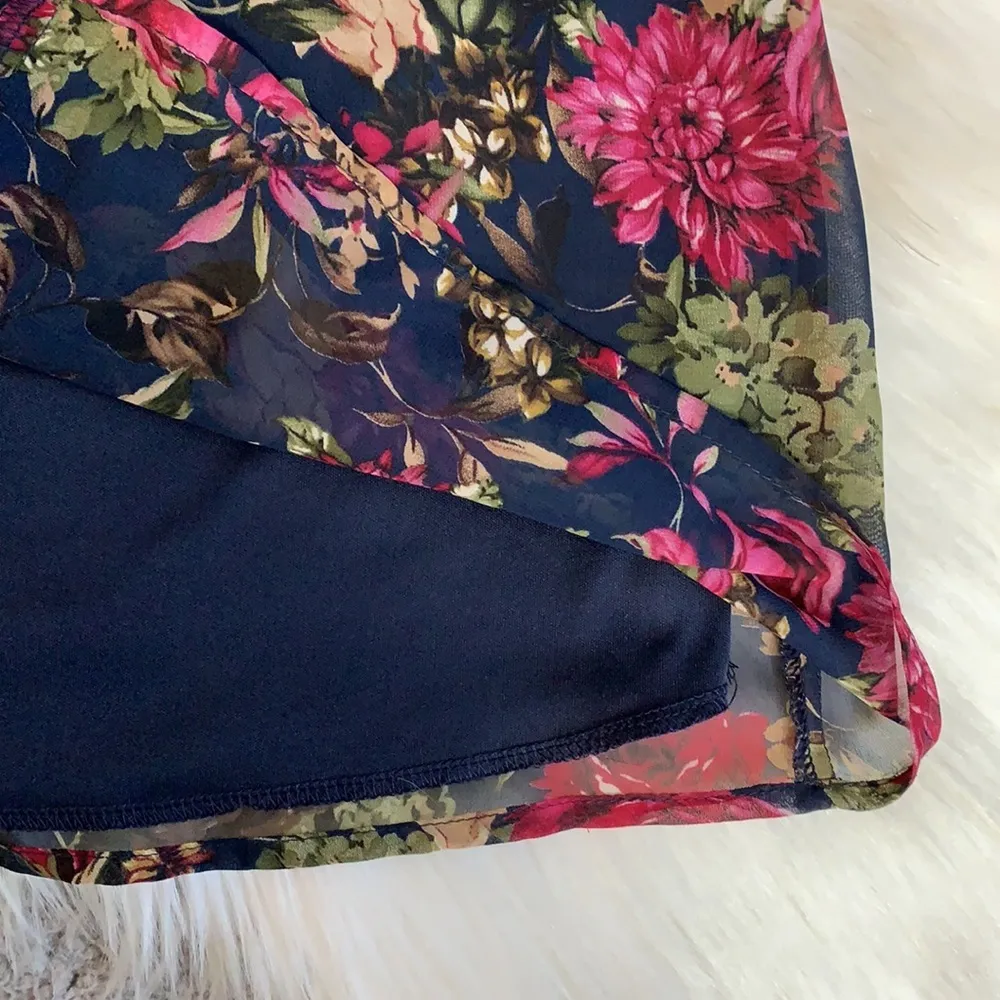 astr • floral long sleeve mini dress open back - Image 10