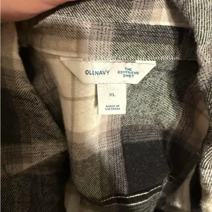 Old Navy Women’s Monochrome Plaid Button Down Shirt - Image 2