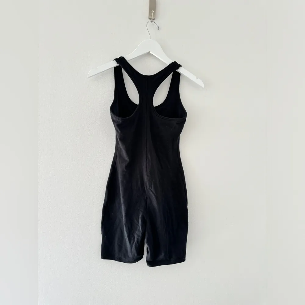 SKIMS Black Outdoor Mid Thigh Onesie S - Image 8