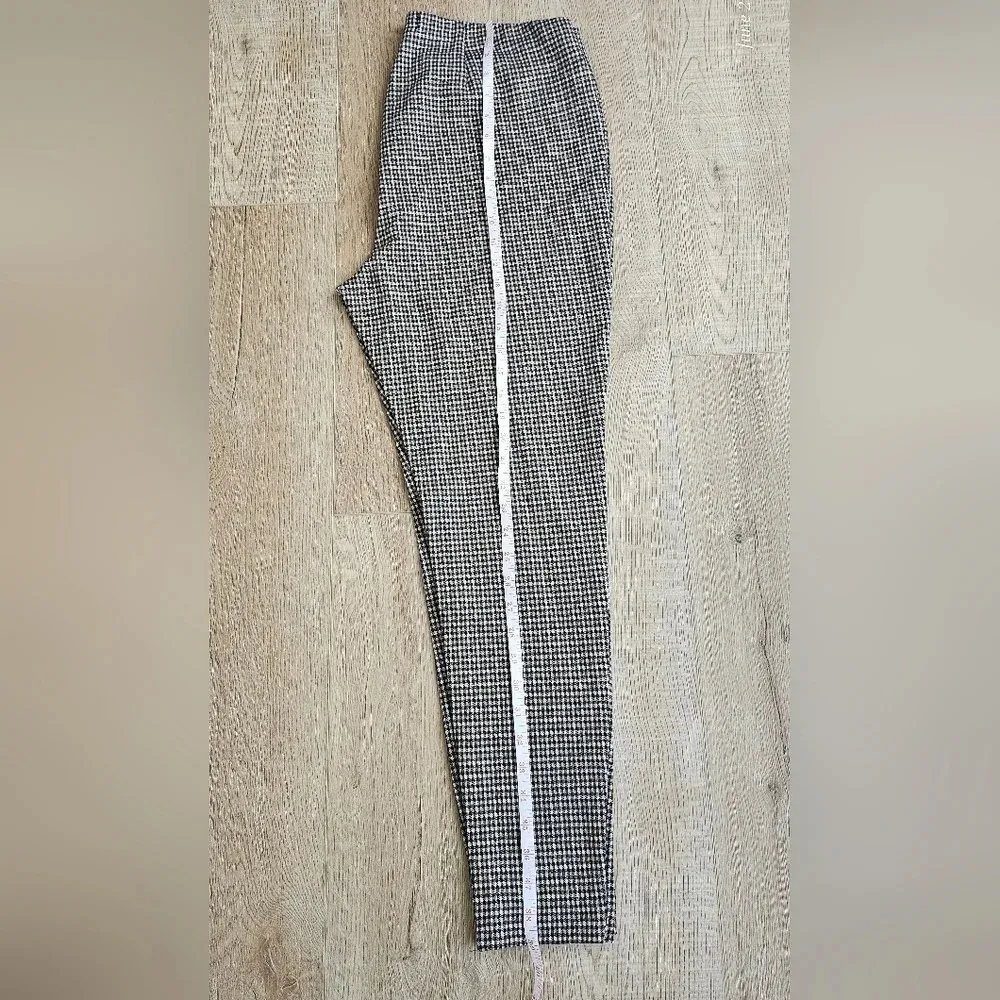 Cream and Tan Skinny Pants with Classic Geometric Design Size L - Image 3