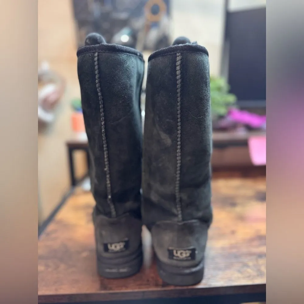 Ugg Classic Black‎ Tall Size 8 - Image 9