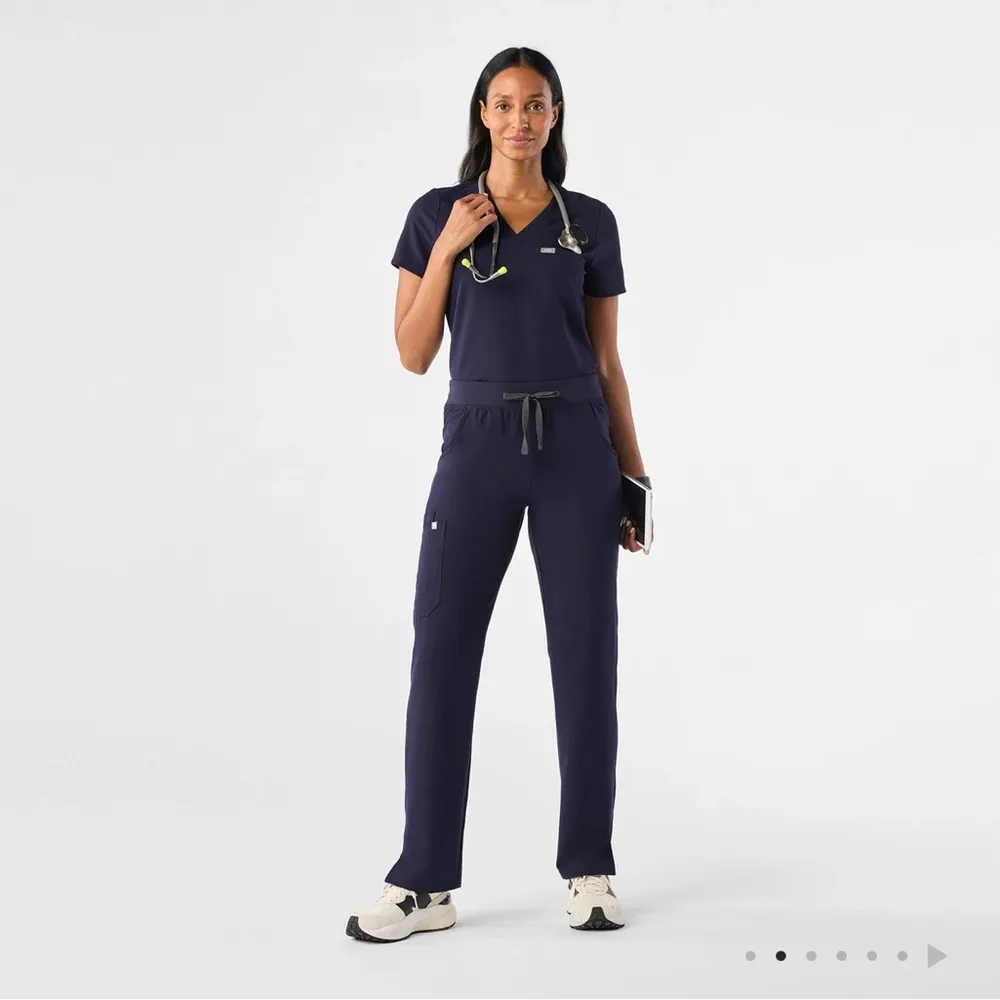 FIGS Kade Cargo Scrub Pants in Navy Size XXL/P - Image 6