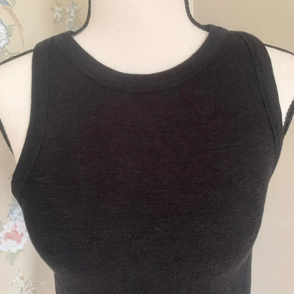 Madewell | basic black tank top - Image 5
